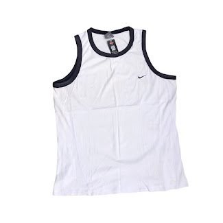 WHITE NIKE  SHORT SLEEVE