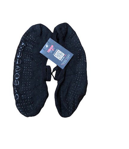 BLACK SWEATY HALF SOCK