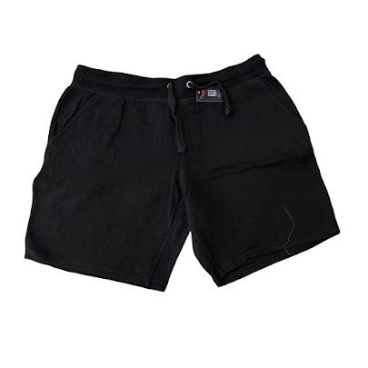 BLACK F&F SHORT