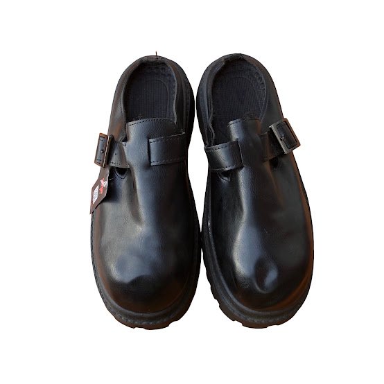 BLACK  HALFSHOE